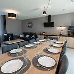 De Reyrac 7/8 Personnes Casa de Férias Brion (Lozere)